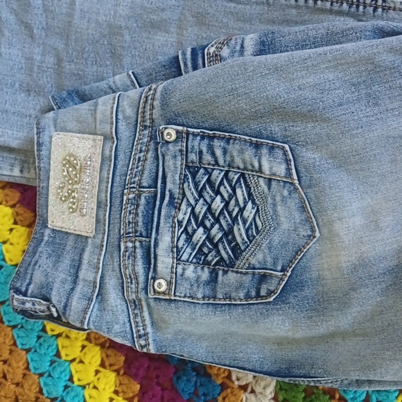 Silver Diva Junior Midrise Rhinestone/Embroidery Skinny Jean, Acid Wash, Size 11 - Picture 5 of 8